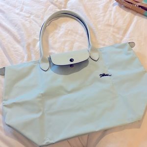 Longchamp Le plaice large shoulder tote. Cloud blue